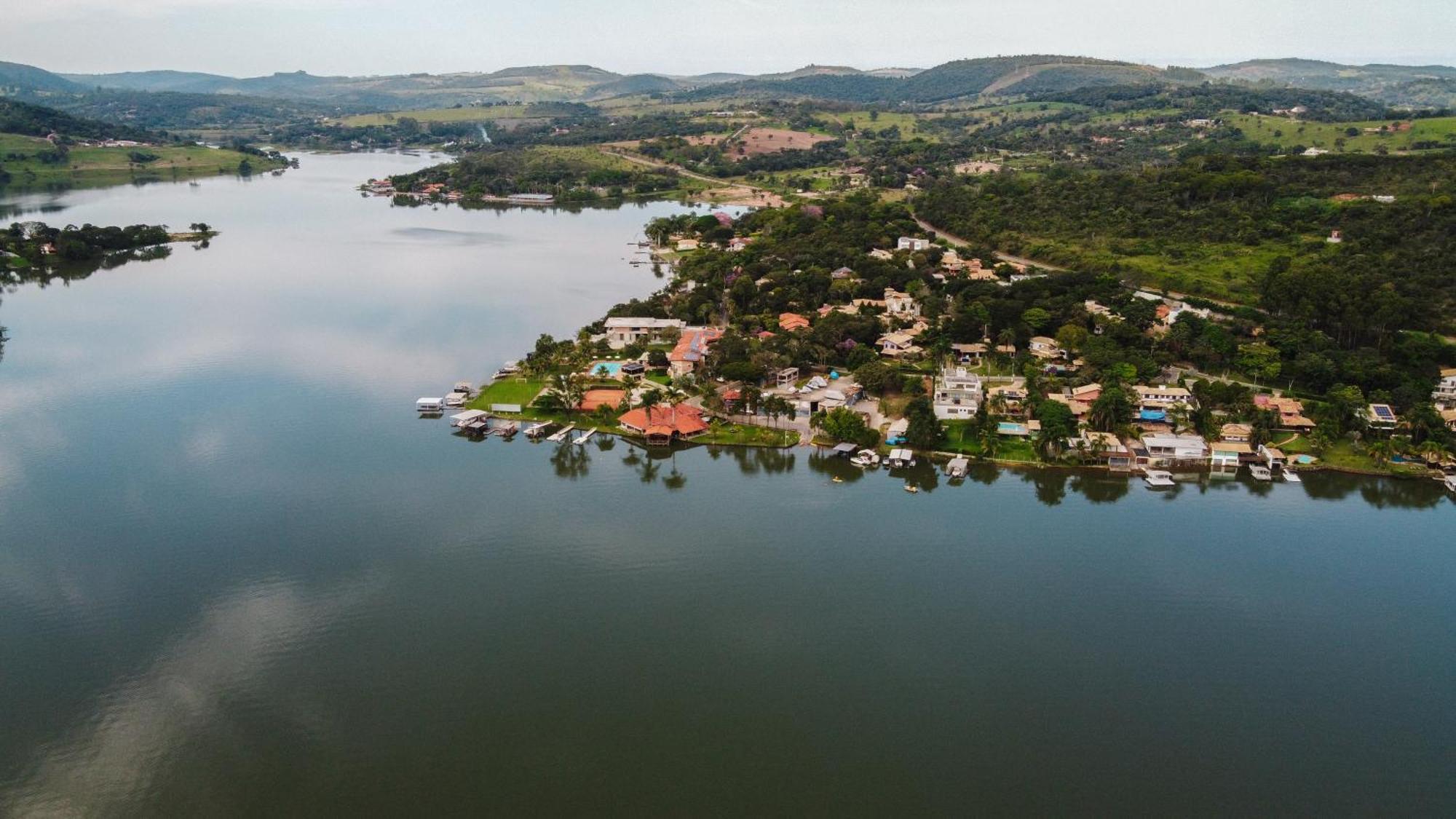 Hotel Lago do Sol Itaúna Esterno foto